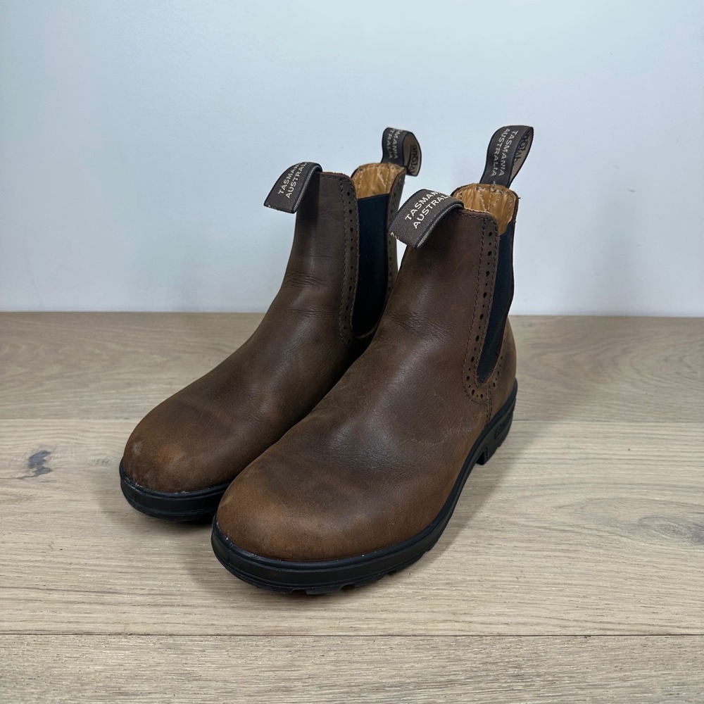 Blundstone 1351 High Top Chelsea Boots Womens 7.5 Brown Leather Brogue Utility